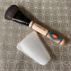 Mac Vibe Tribe 125SE Split Fibre Face Brush